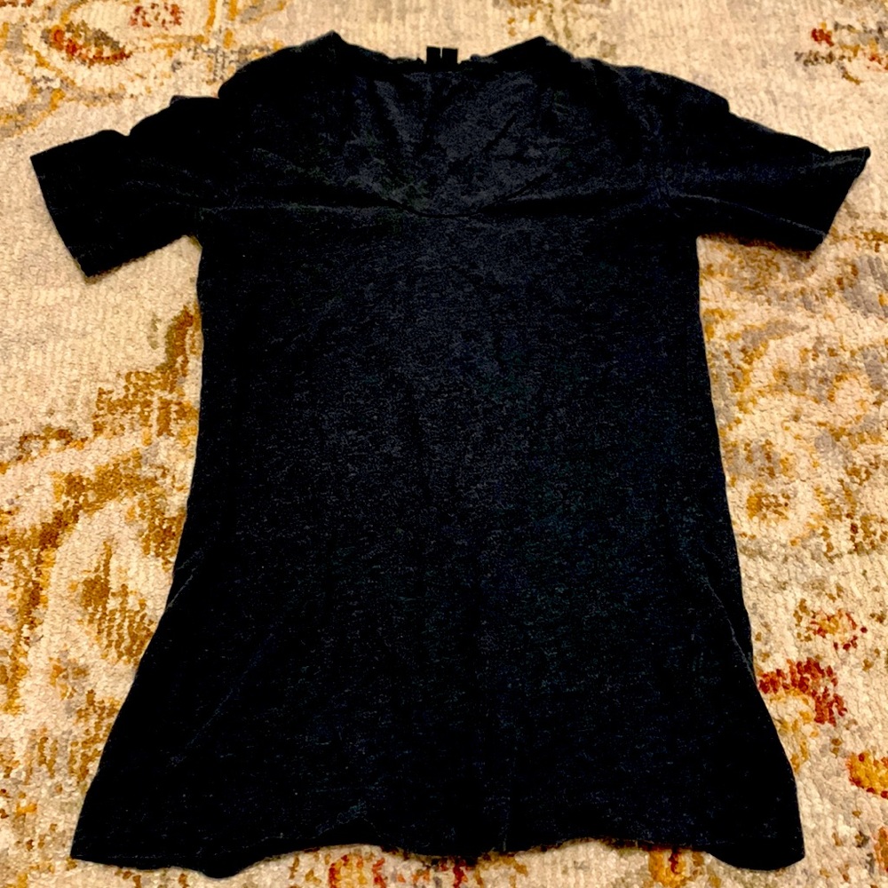 Grey theory tee shirt size p